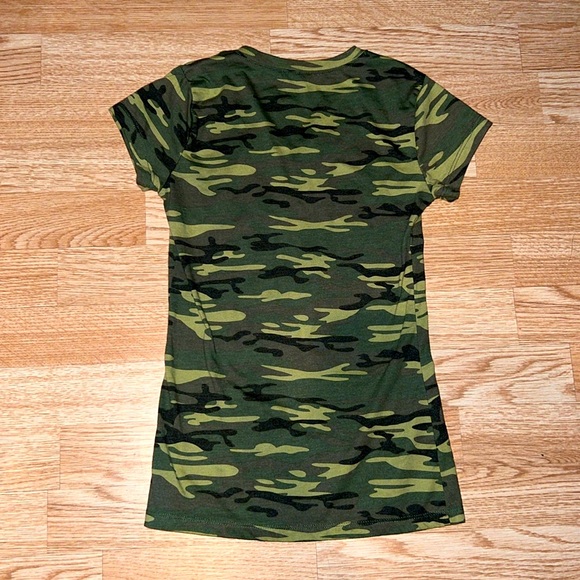 First Love Camo Shirt Size Small - Picture 3 of 3